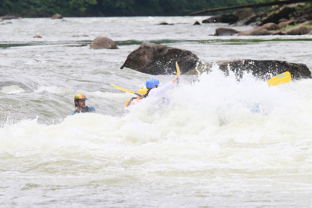 Thrilling New River Gorge whitewater rafting with family in West Virginia